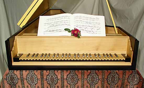 The 1730 Cristofori-Ferrini fortepiano's keyboard with compass GG,AA-d,e